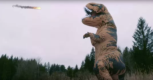 Dinosaurier läuft vor Meteroiten davon