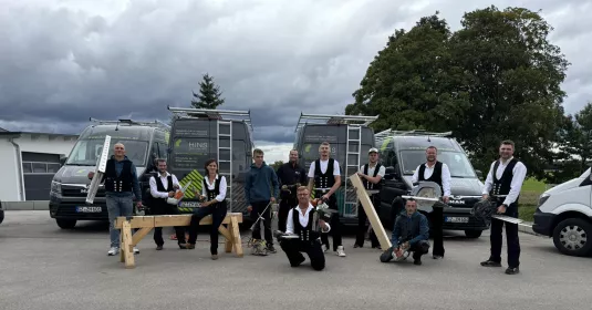 Gruppenbild Zimmerei "Hins"