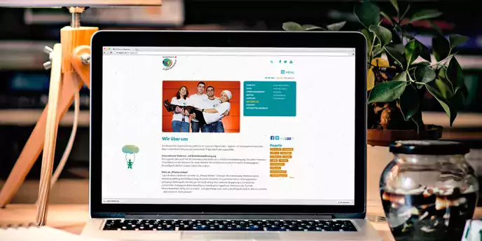 Internetauftritt Bayrisches Jugendrotkreuz von elfgenpick Werbeagentur in Augsburg